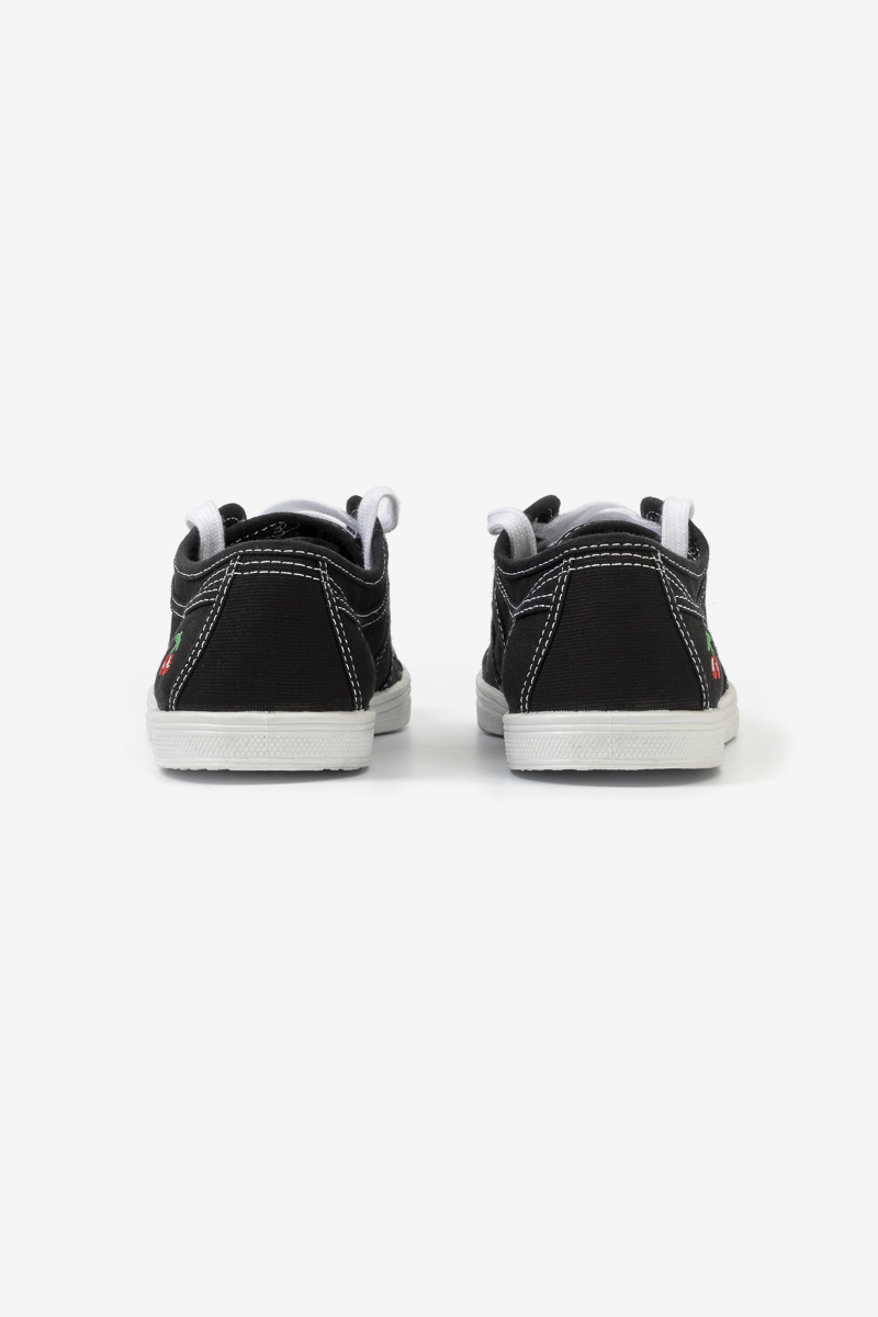 Sneakers Basic schwarz