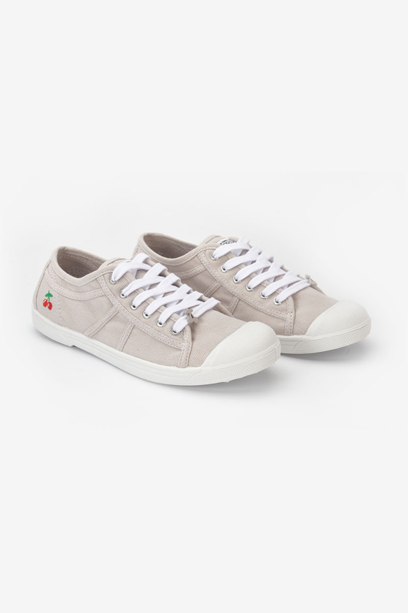 Basic Sneakers in Taupe