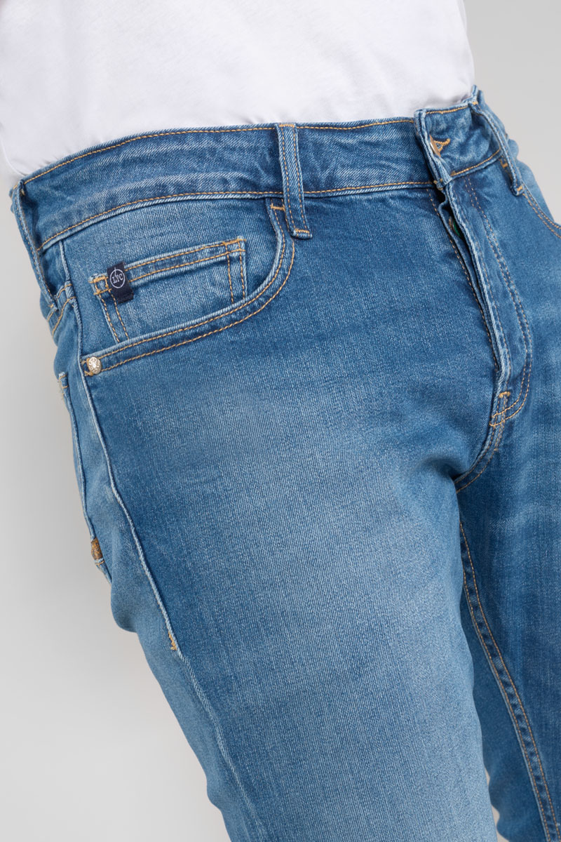 Jeans 600/11 regular Basic blau Nr.3