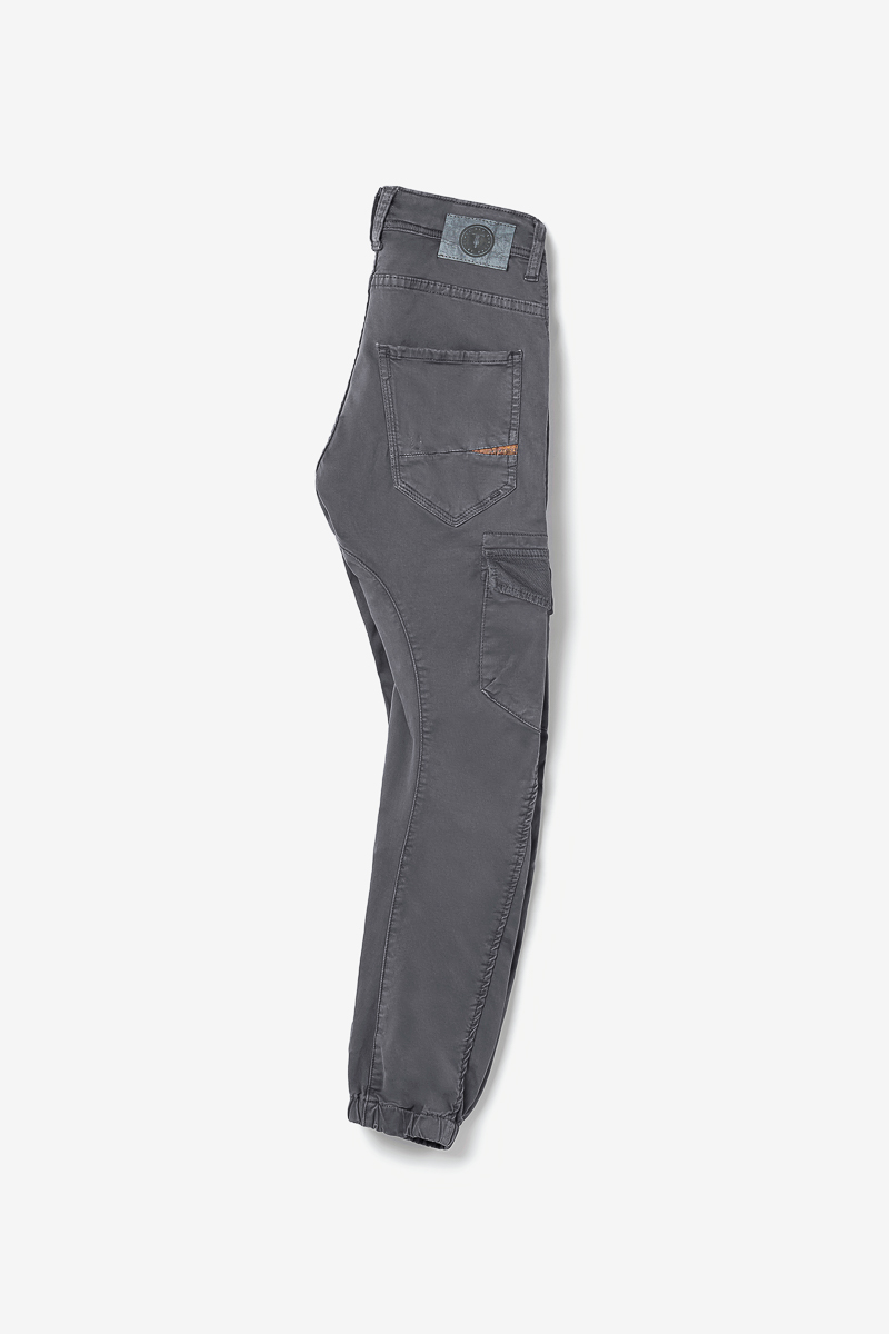 Hose Tobati in grau