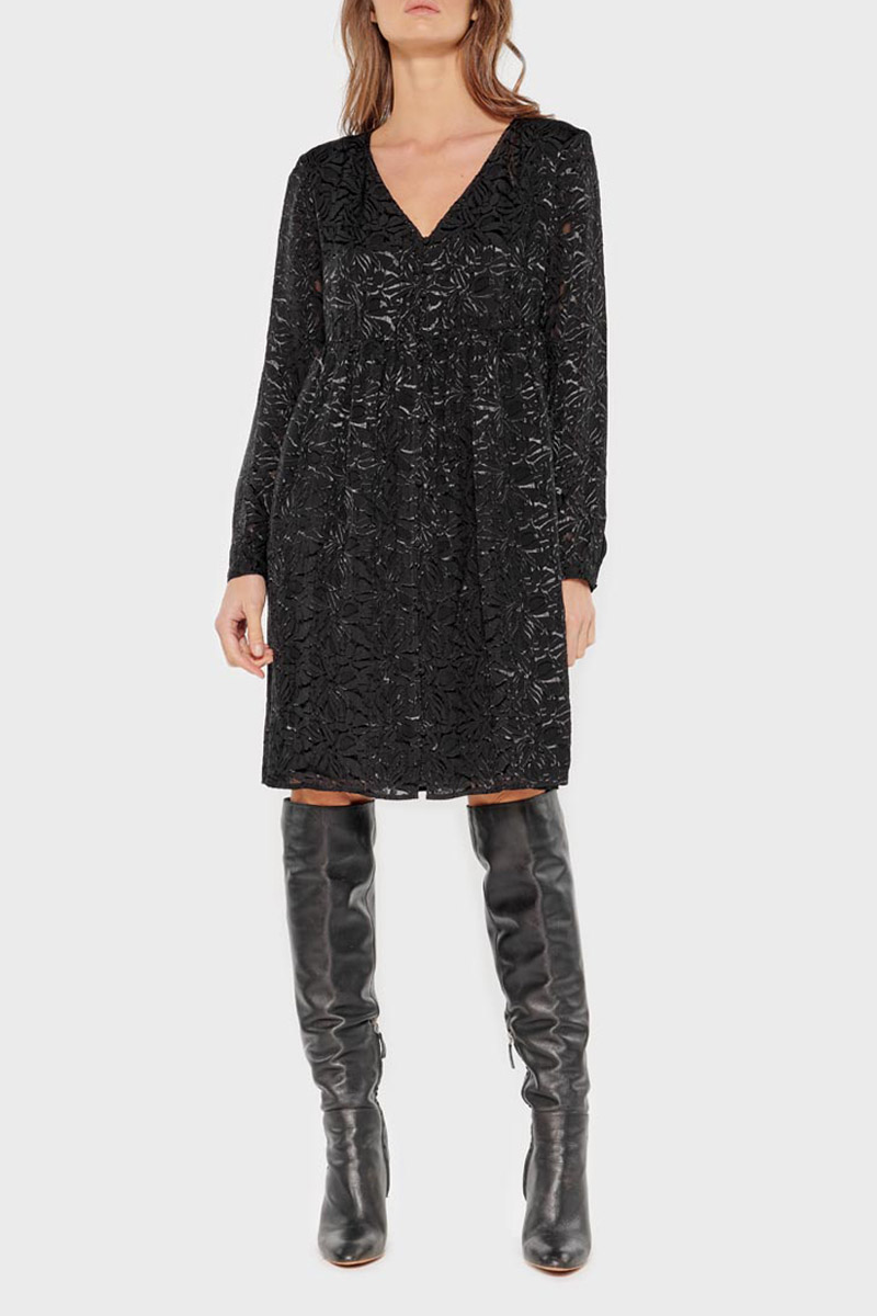 Kleid Iron in schwarz