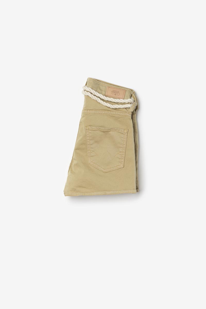 Shorts Tiko in grün