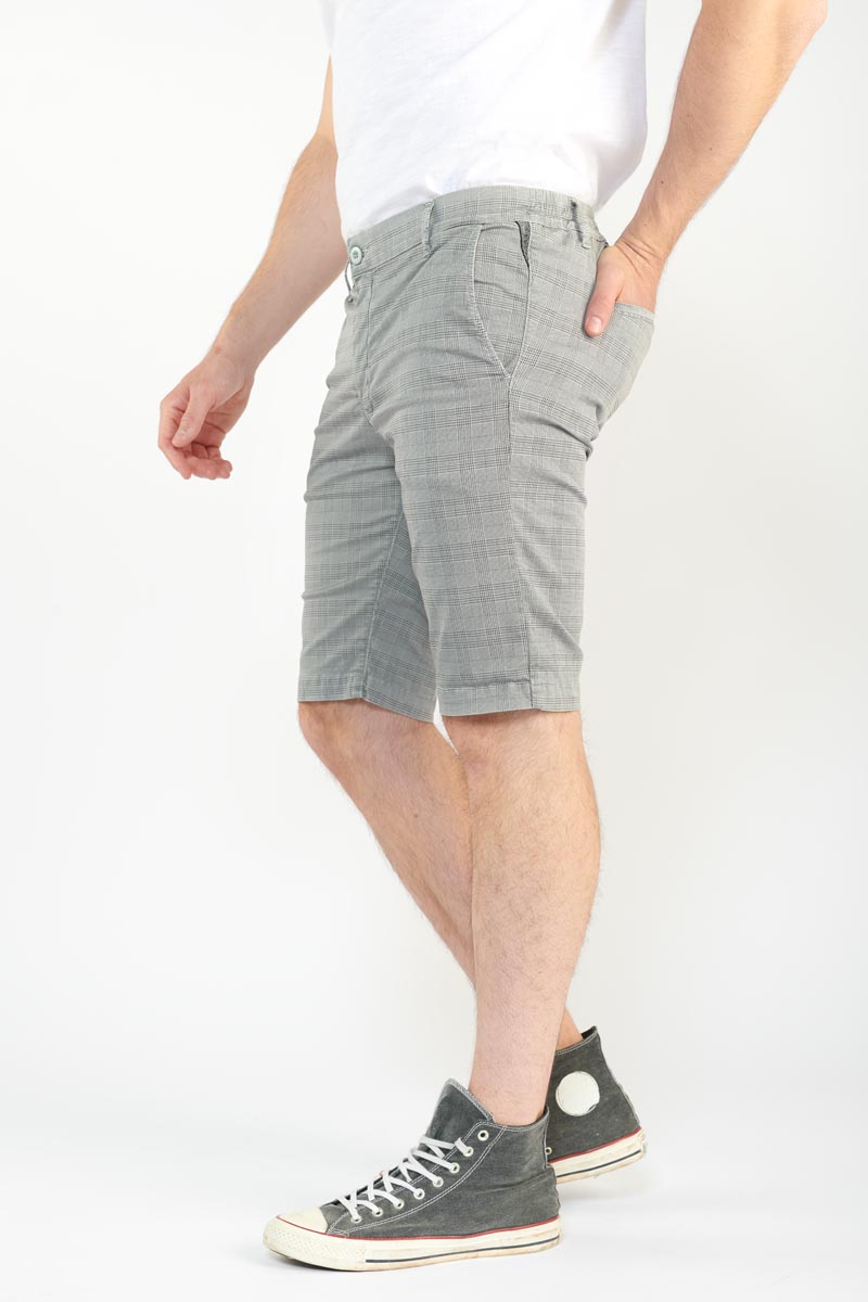 Bermuda-short Askim in grau