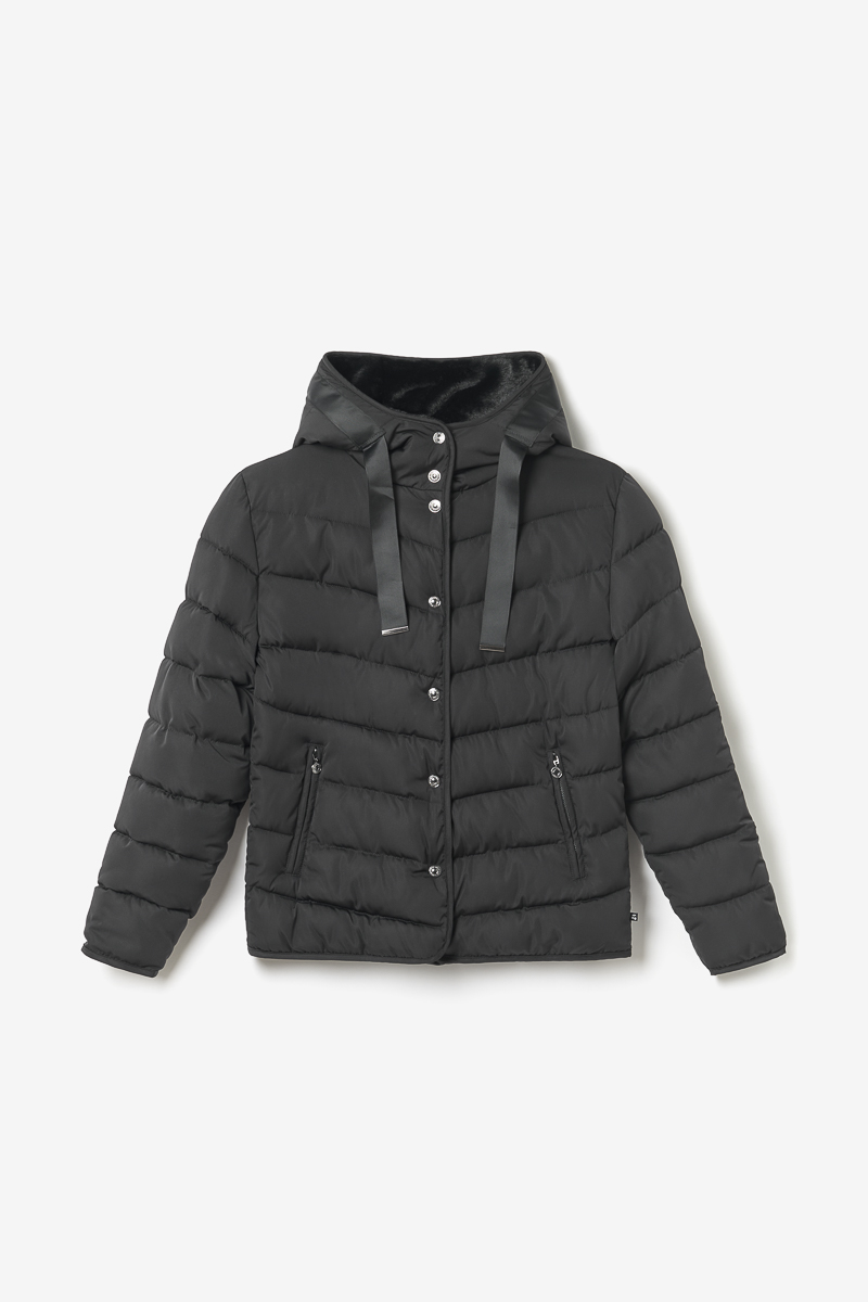 Daunenjacke Isy in schwarz