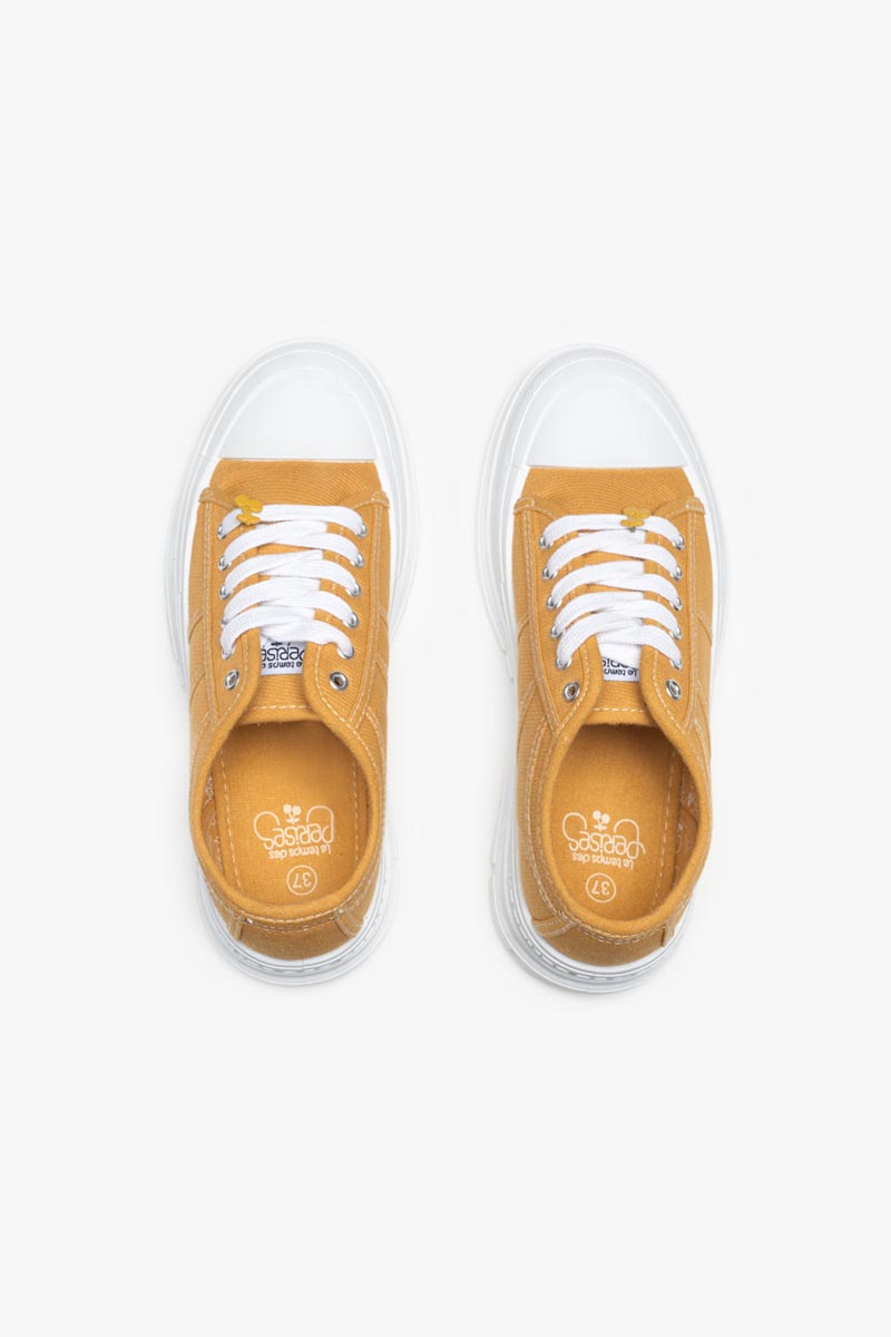 Sneakers Lina senffarben