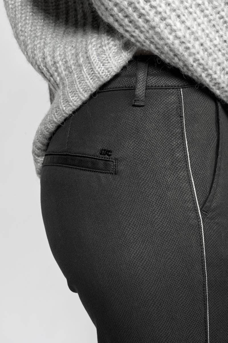 Hose Naja in schwarz