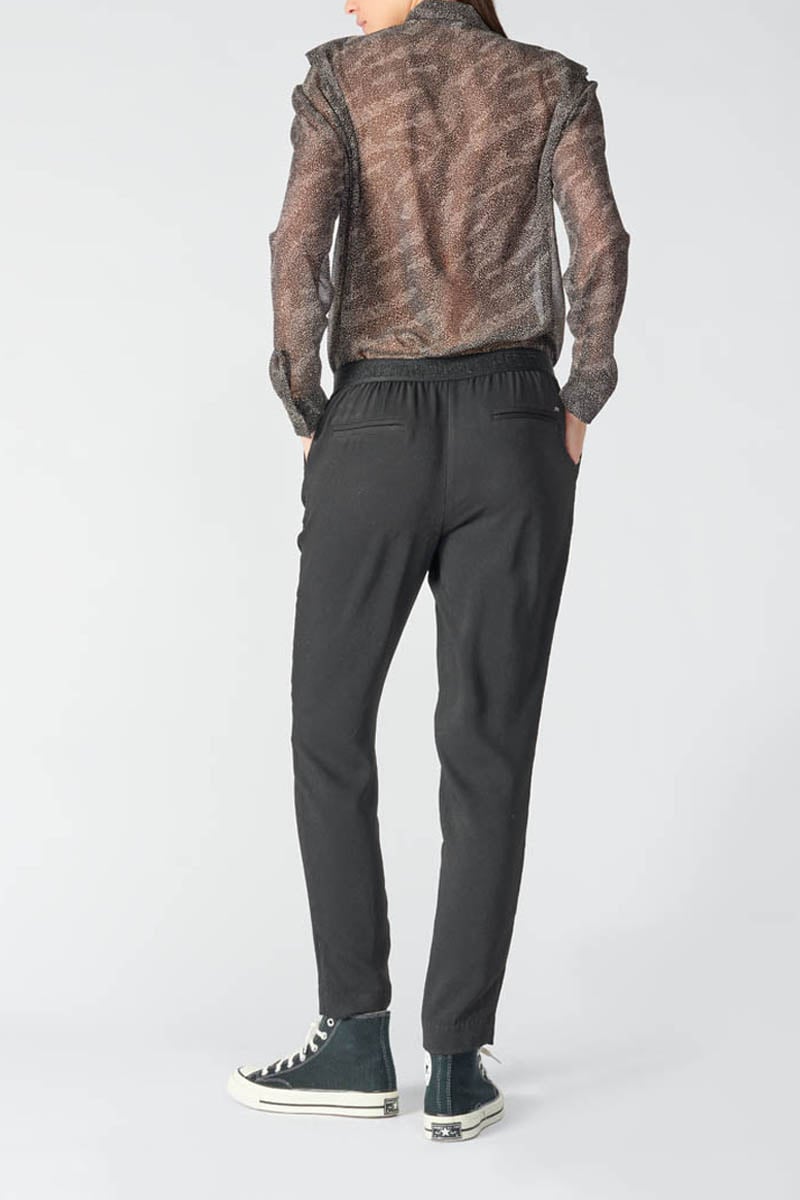 Hose Zefira in schwarz