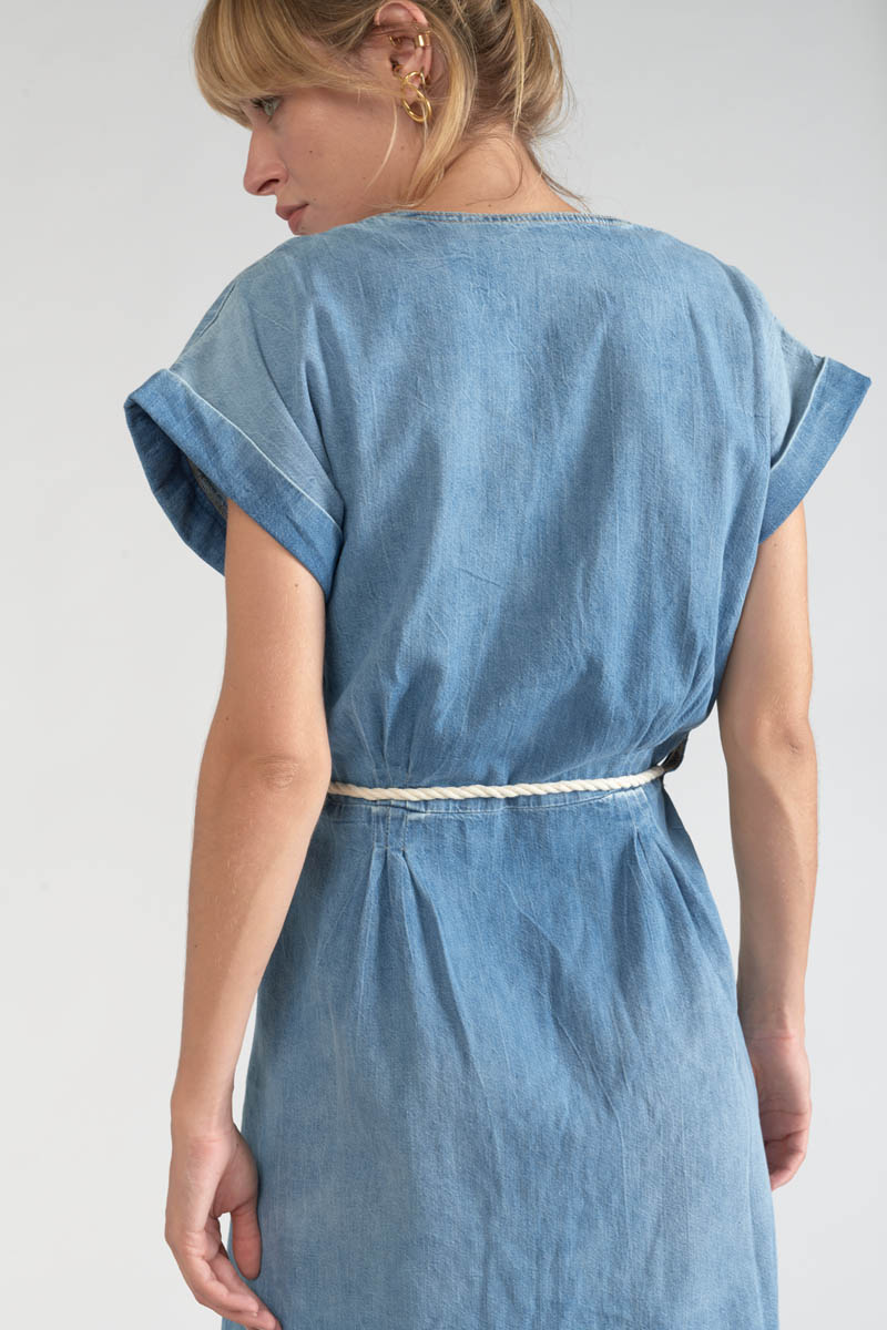 Kleid Eourres aus blauem Jeansstoff