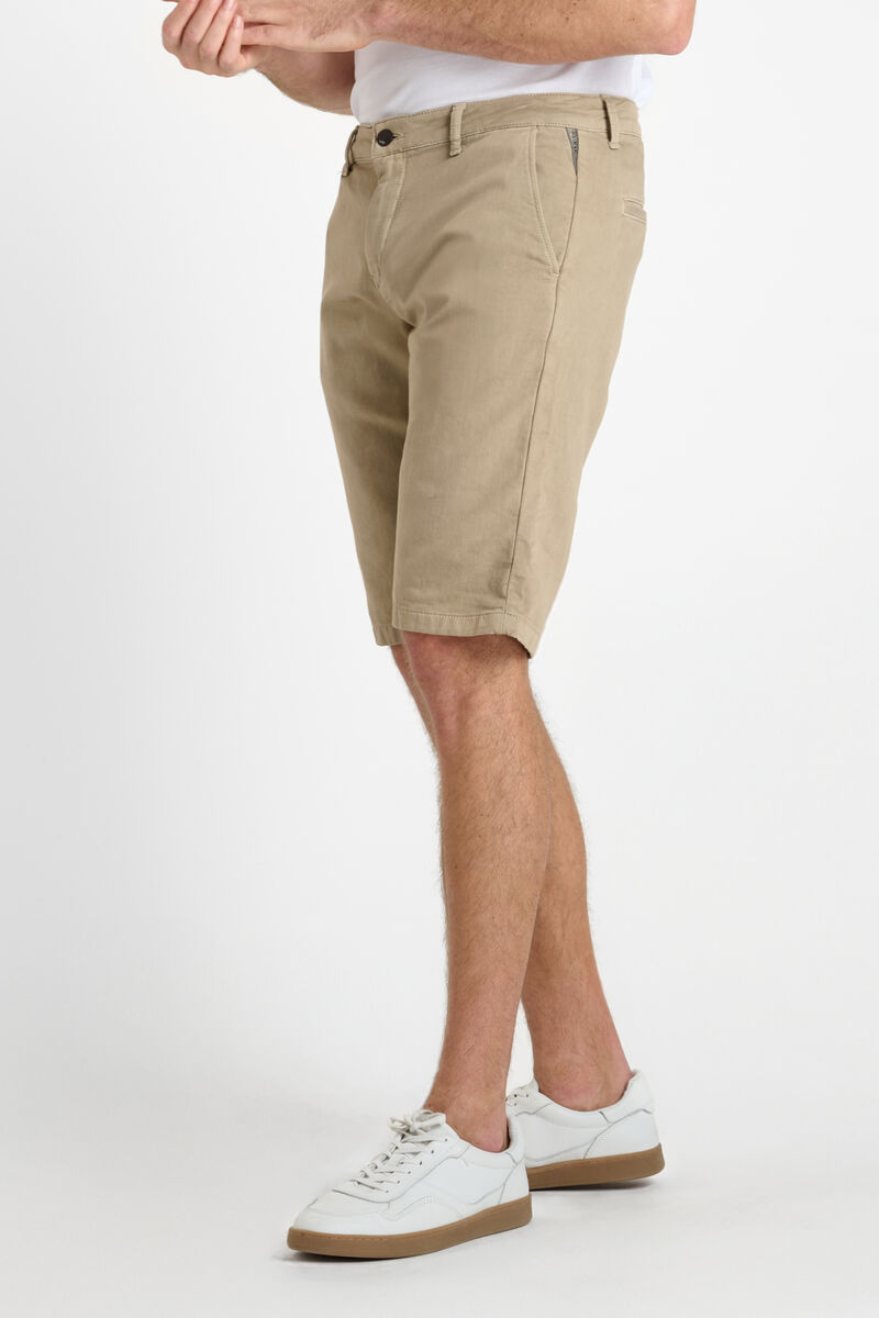 Bermuda-short Jogg in gelb