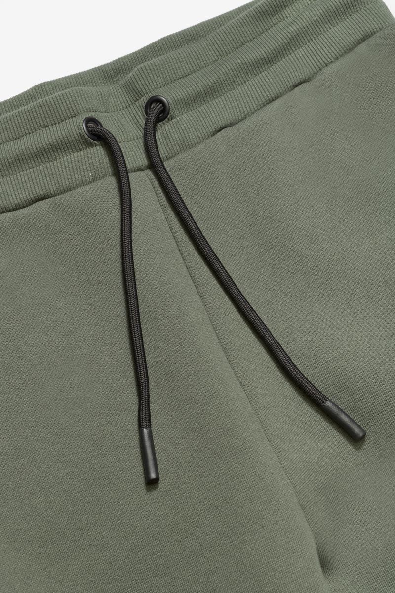 Hose Outobo in grün