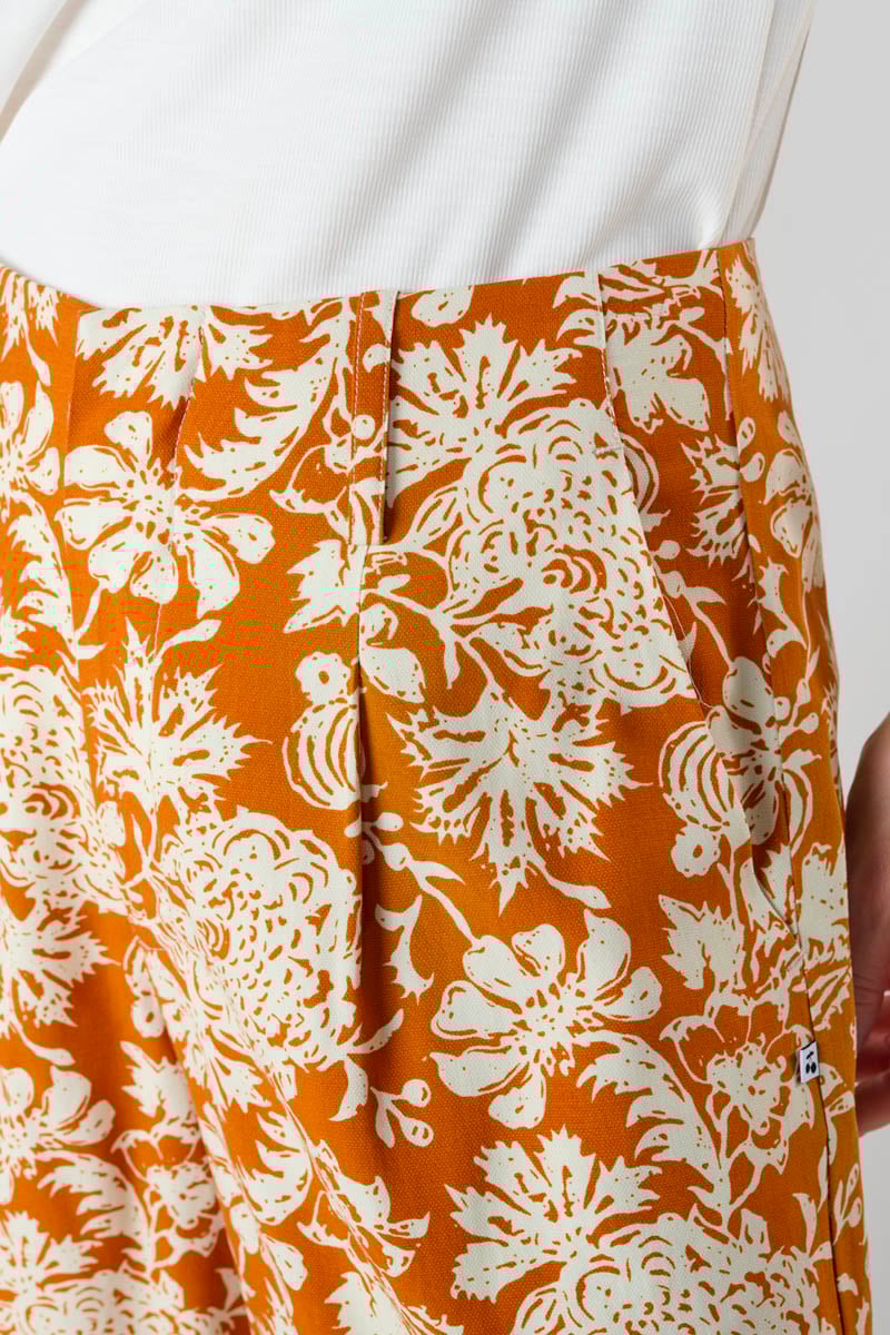 Shorts Neotine in weiß