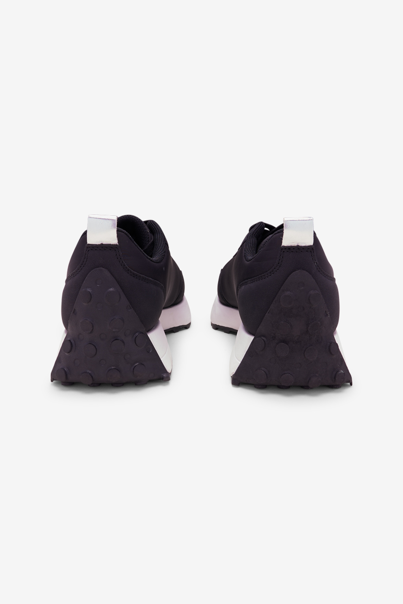 Run Sneakers in Schwarz