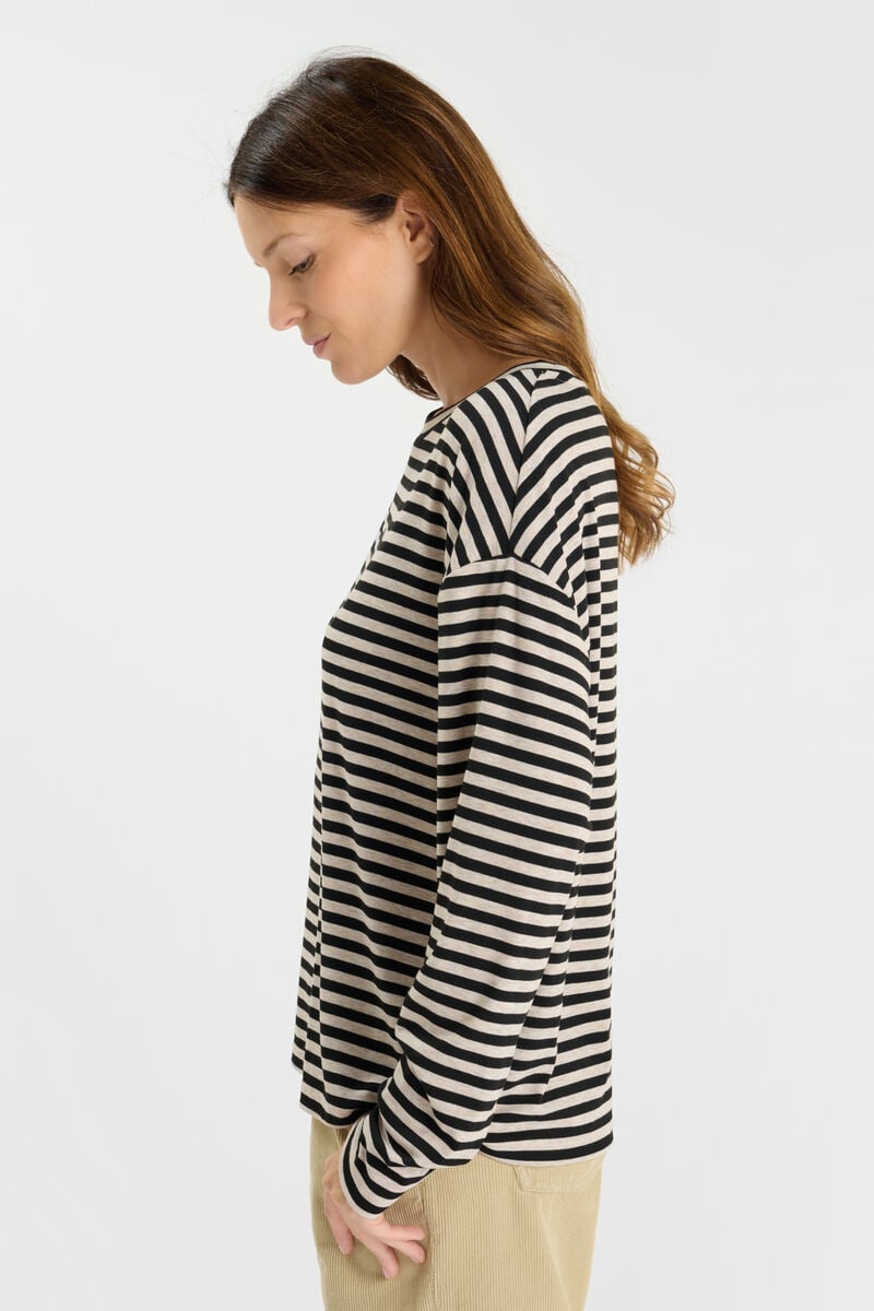 T-shirt Kina