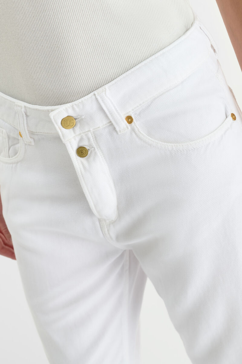 Jean 400/60 girlfriend Riki tencel Weiß