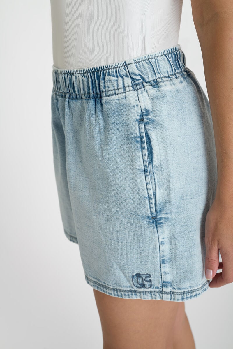 Gineste Shorts