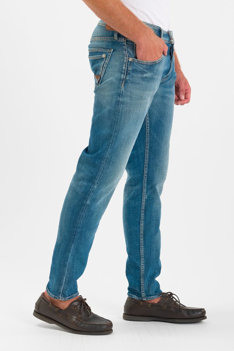 Jeans 700/11 adjusted Emil blau Nr.4