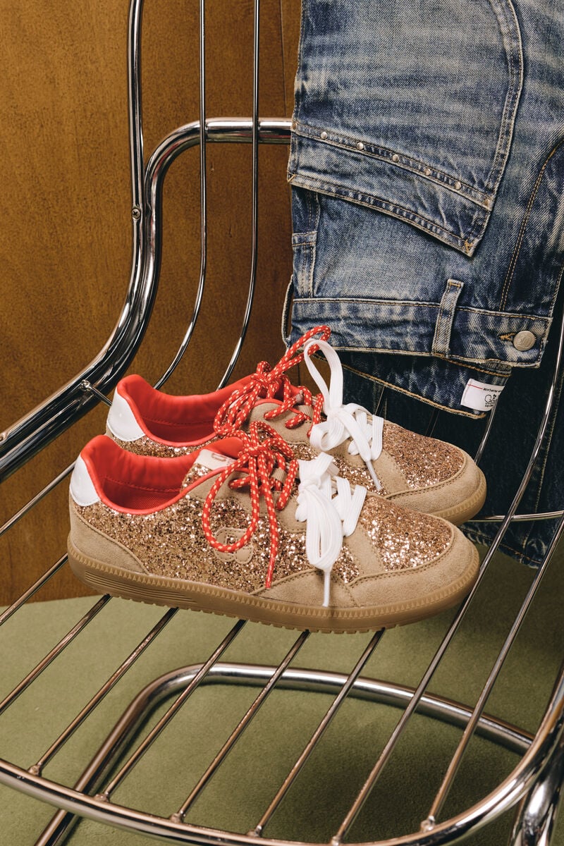 Tess Cooper Sneaker