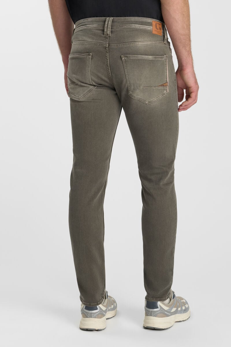 Jeans jogg 700/11 adjusted braun