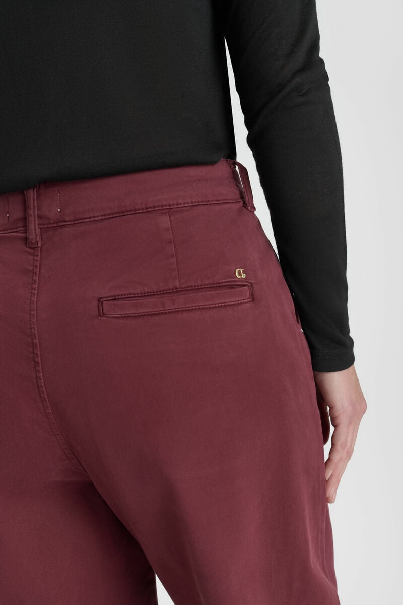 Tasia Hose 