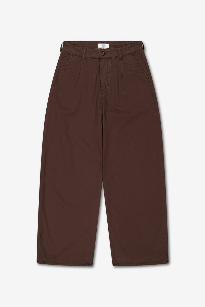  Tasia Hose
