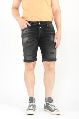 BLACK / BLACK