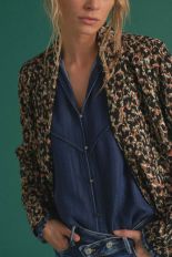 GREEN LEO