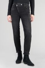 BLACK / BLACK
