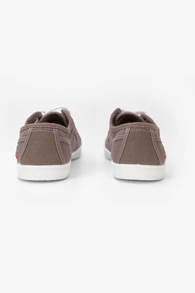 Basic Sneakers in lila grau