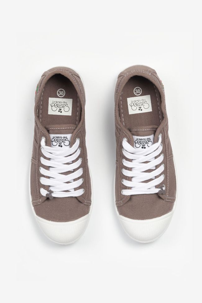 Basic Sneakers in lila grau