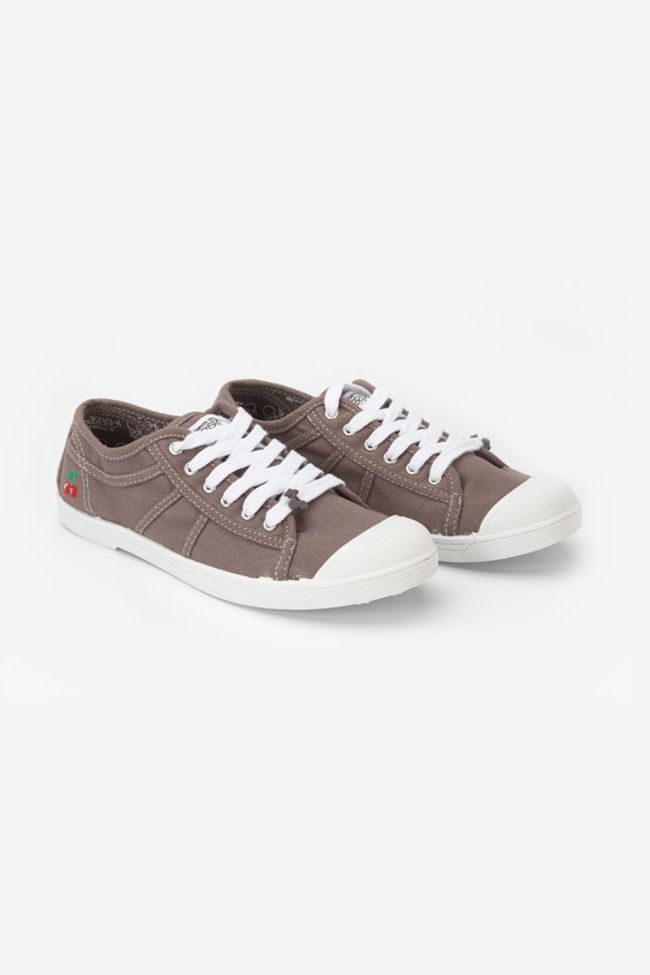 Basic Sneakers in lila grau