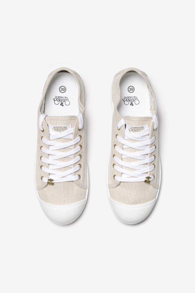 Sneakers Basic mit goldenen Streifen