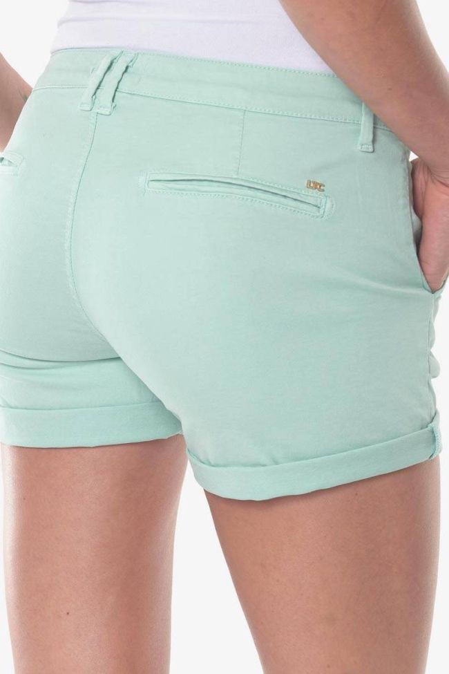 Shorts Live in grün