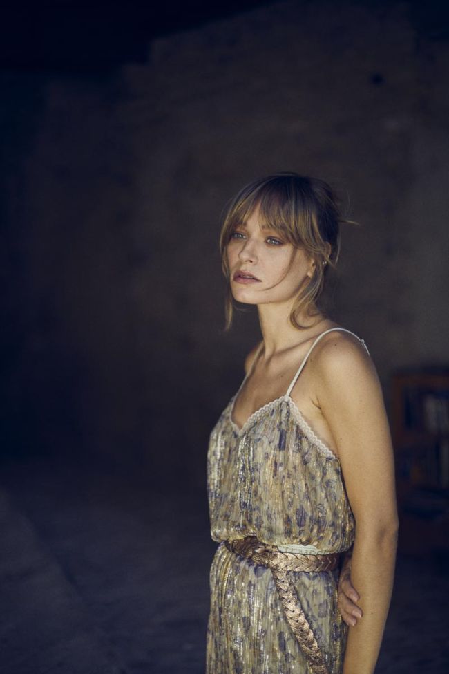 Top Kava goldfarben mit Blumenmuster