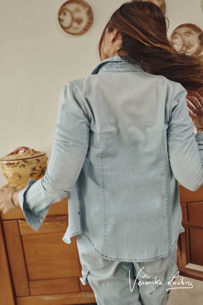 Jeanshemd Nude blau by Véronika Loubry.
