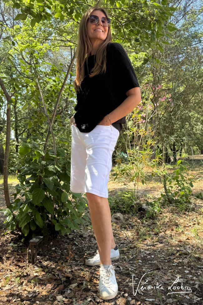 Bermuda Anaïs aus weißem Jeansstoff by Véronika Loubry