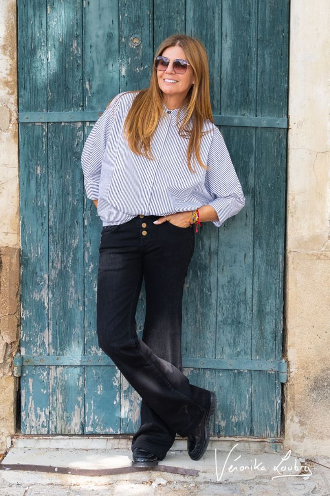 Patricia flare by Véronika Loubry schwarz jeans