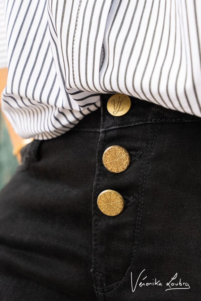 Patricia flare by Véronika Loubry schwarz jeans