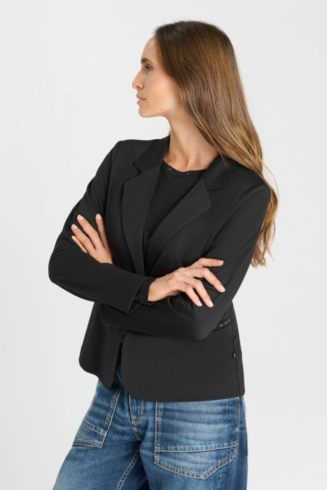 Jacke Lesly