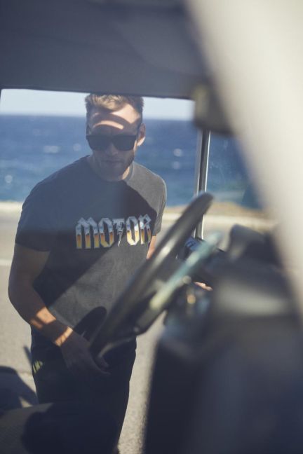 T-Shirt Gabrent in verwaschenem Grau mit Druck