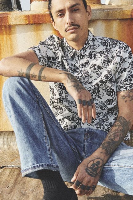 Hemd Krift mit Totenkopfmuster