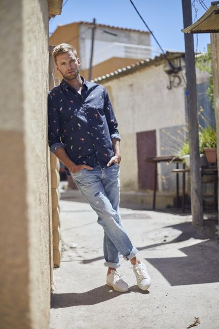 Jeans 700/17 relax Basic destroy blau Nr.5