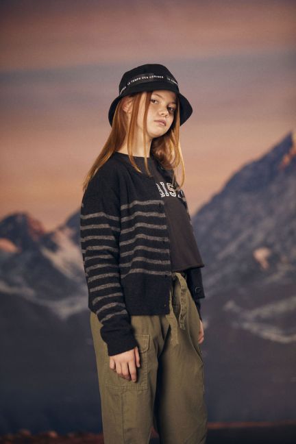 Pullover Morkagi in schwarz