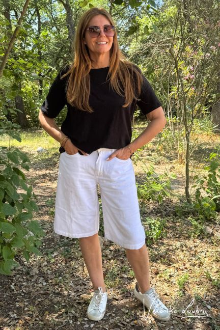 Bermuda Anaïs aus weißem Jeansstoff by Véronika Loubry