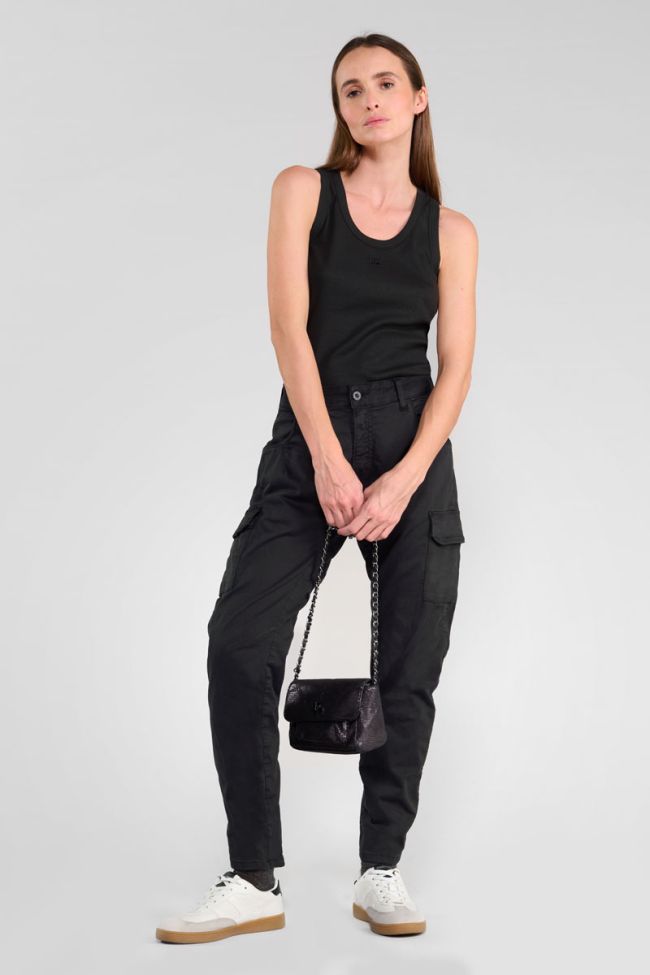 Hose Rivera in schwarz