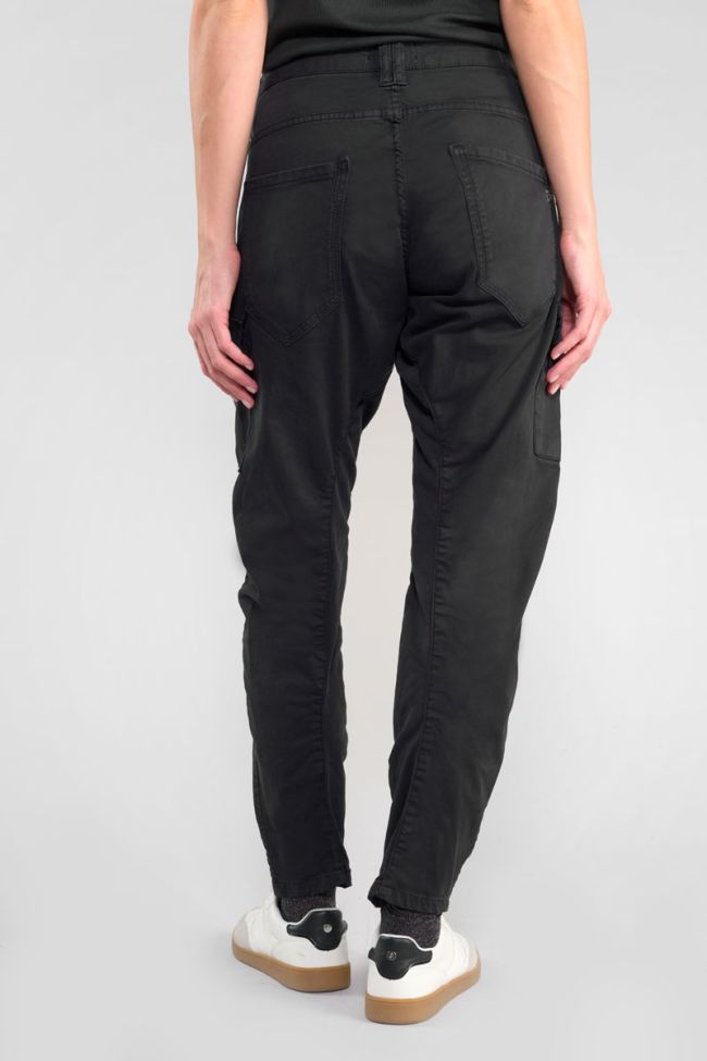 Hose Rivera in schwarz