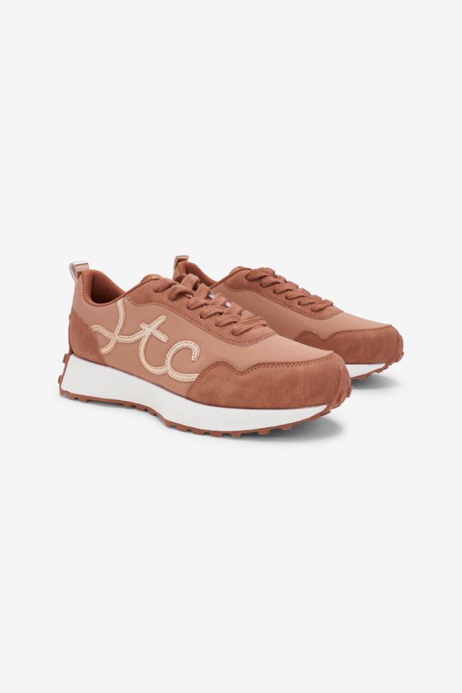 Run Sneakers in camel